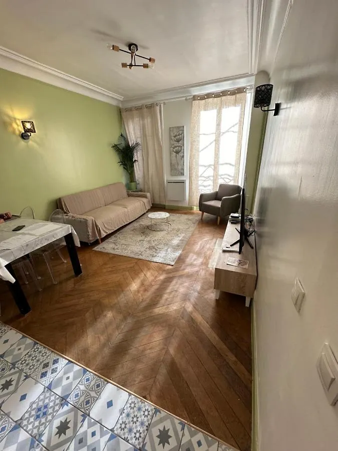 Bel Rue Oberkampf * Parijs